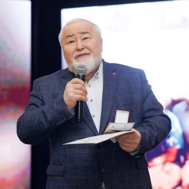 Поздравляем Петровского Вадима Артуровича с вручением медали!